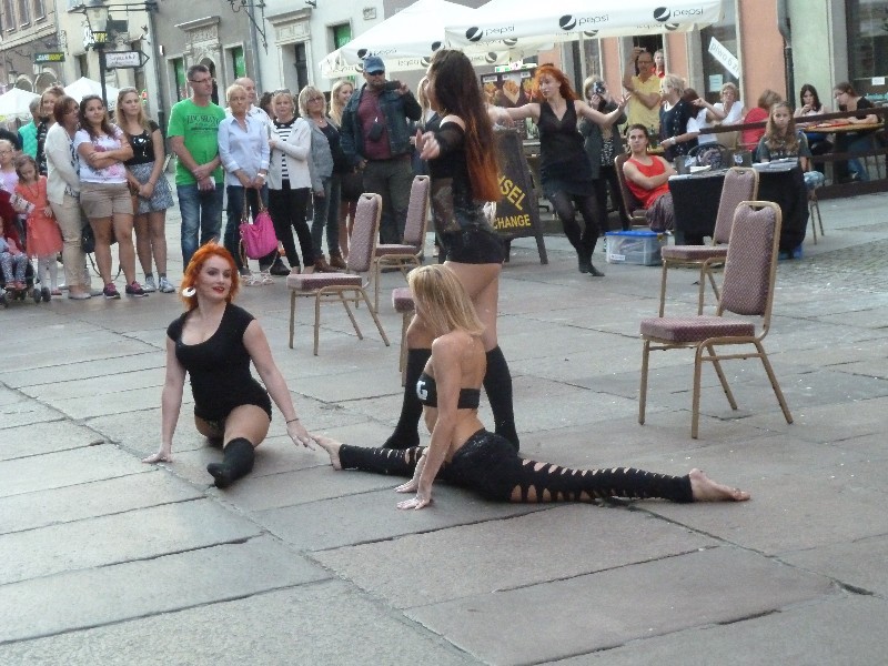 Gdansk in north Poland coast - Tom enjoyed the street entertainment (1)