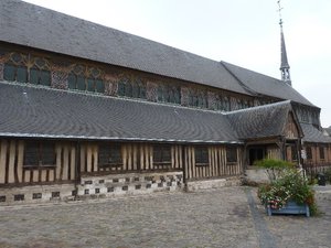 Hornfleur Normandy France - biggest wooden church in France (7)