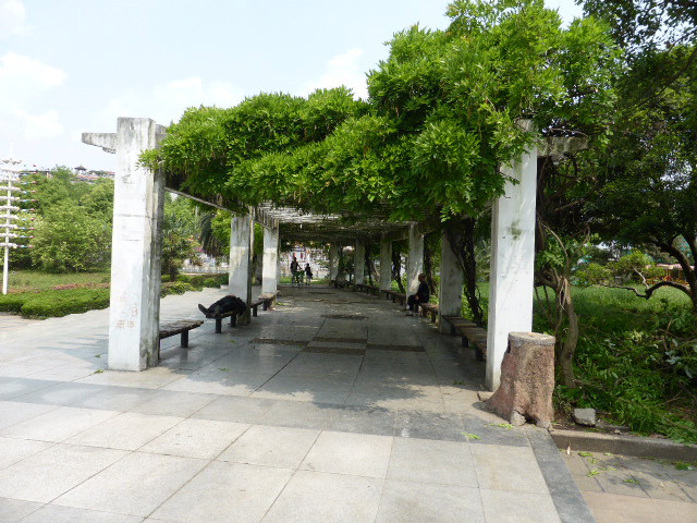 Huaxi Park in Guiyang southern China (5)