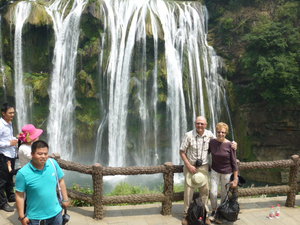 Huangguoshu Waterfall in SW China from Guiyang (9)