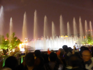 Xi'an musical fountain spectacular which lasted 30 mins (1)