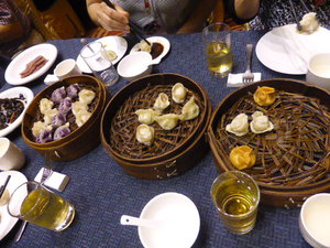 Dinner at the Shaanxi Theatre - dumplings