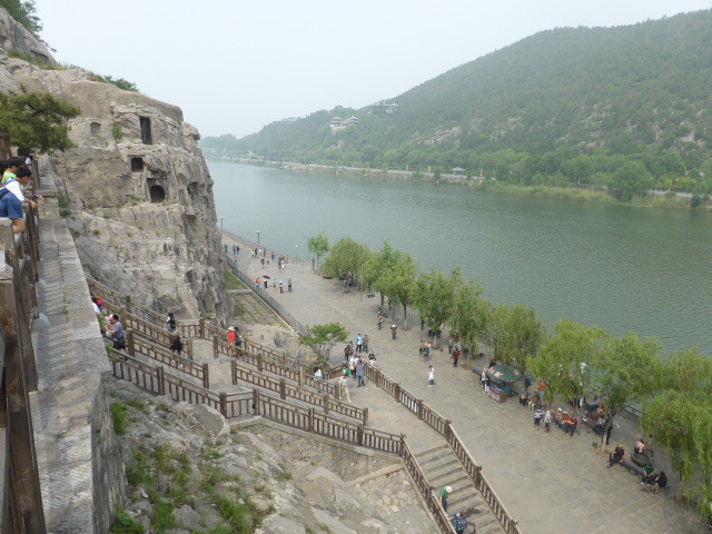 Longmen Grottoes by the Yi River (1)