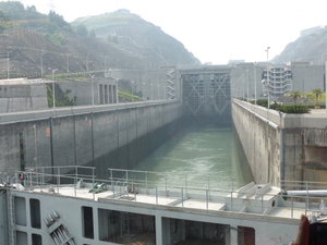 The locks in the Yangtze Dam Wall (2)