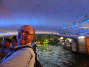 Our night boat trip along the Li River (5)