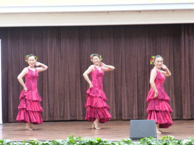 Entertainment in shopping centres for Pan Pacific Festival Waikiki Beach