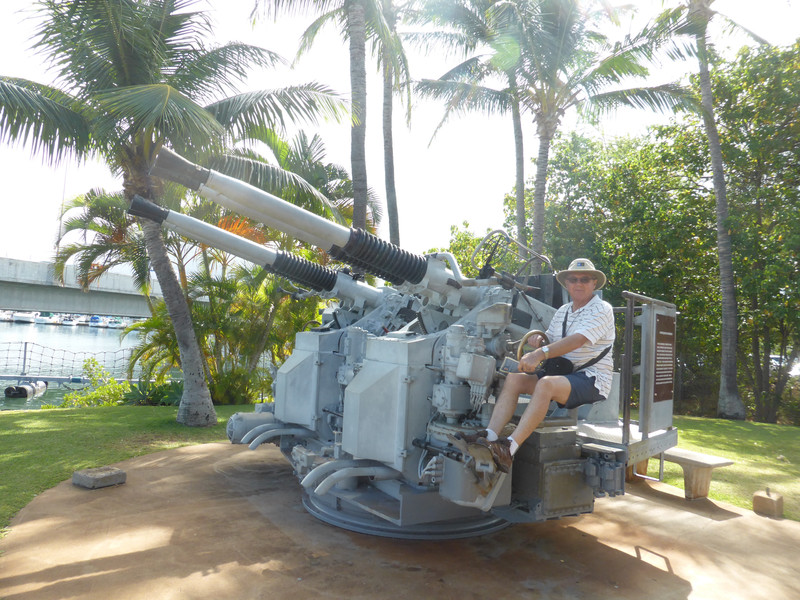 Outside the USS Bowfin Museum at Pearl Harbour (19)