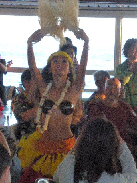 One of the dances as entertainment on the Alii Kai Catamaran (1)