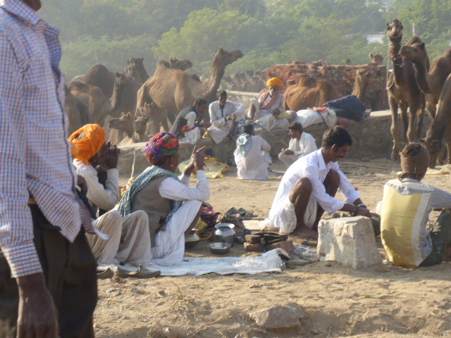 People at the Pushkar Animal Fair (2)