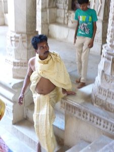 Jain Temples at Ranakpur - 1444 pillars in temple and none the same (40)