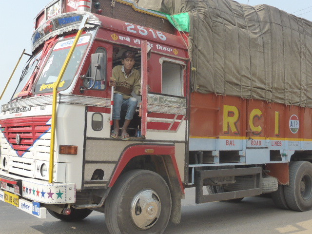 Indians decorate trucks - it keeps them safe (1)