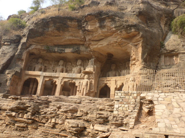 Sculptures on approach to Gwalior Fort
