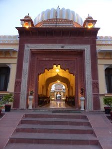 Amar Mahal hotel in Orchha (1)