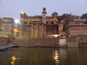 The Ganges River at sunrise in Varanasi (4)