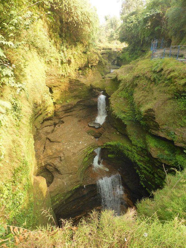 Devis Falls Pokhara  (4)