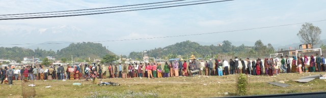 People lining up to fill gas bottles in Pokhara Nepal (1)