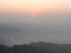 Sunrise on the Himalayan Range from Sarangkot near Pokhara 1 Dec 2015 - looking directly at sun (15)