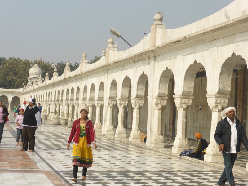 Gurudwara Bangla Sahib Sikh Temple Delhi (2)