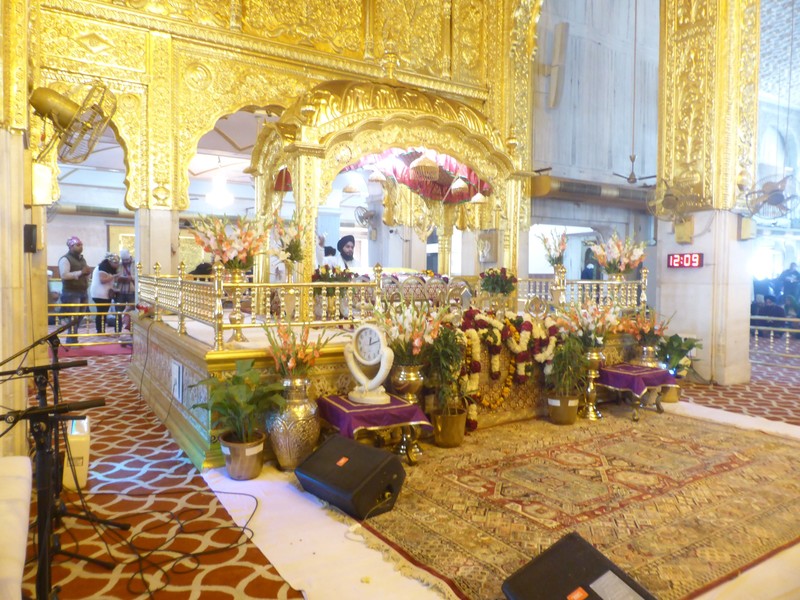 Gurudwara Bangla Sahib Sikh Temple Delhi (8)