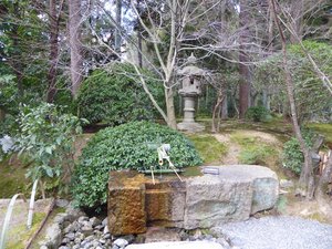 Ryoanji Temple - rock gardens in Kyoto (13)