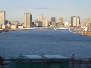 Scenes of Tokyo along the way to the Airport (5)