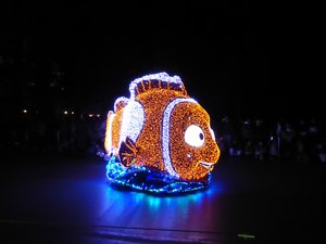Tokyo Disneyland - Electrical Parade (6)