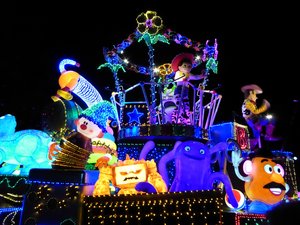 Tokyo Disneyland - Electrical Parade (7)