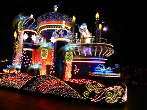 Tokyo Disneyland - Electrical Parade (8)