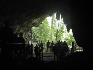 Cave of The Winds entrance (1)