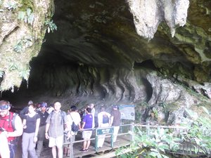 Cave of The Winds entrance (2)