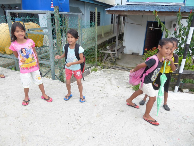 Children playing in Iban Village in Sarawak (3)