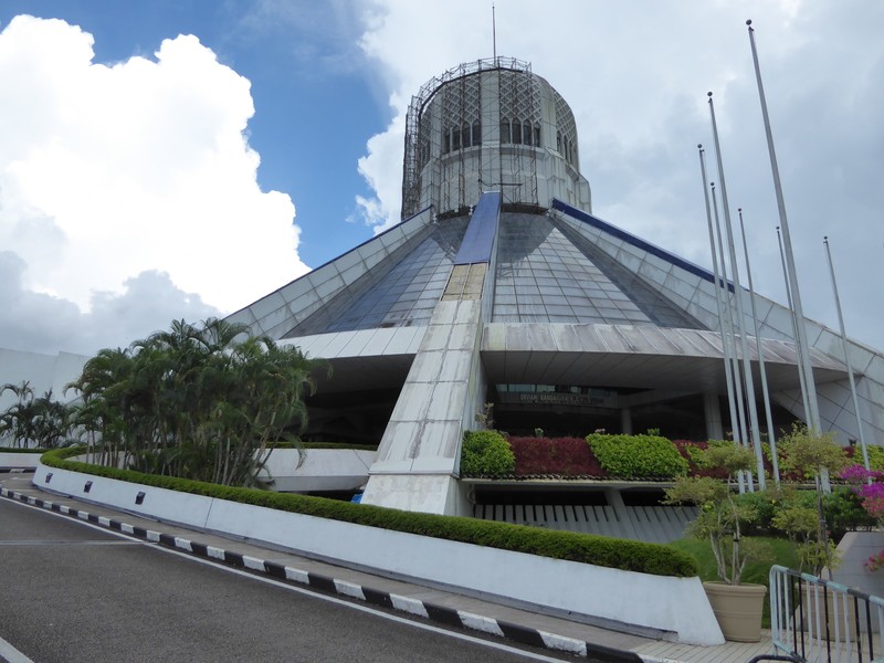 City Hall in Kuching where Cat Museum is (3)