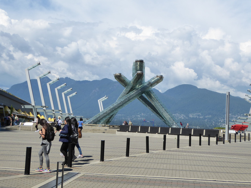 Olympic Flame Vancouver (1)