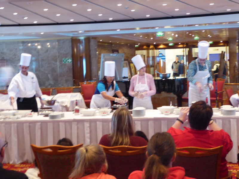 Cooking competition on board the ship (7)