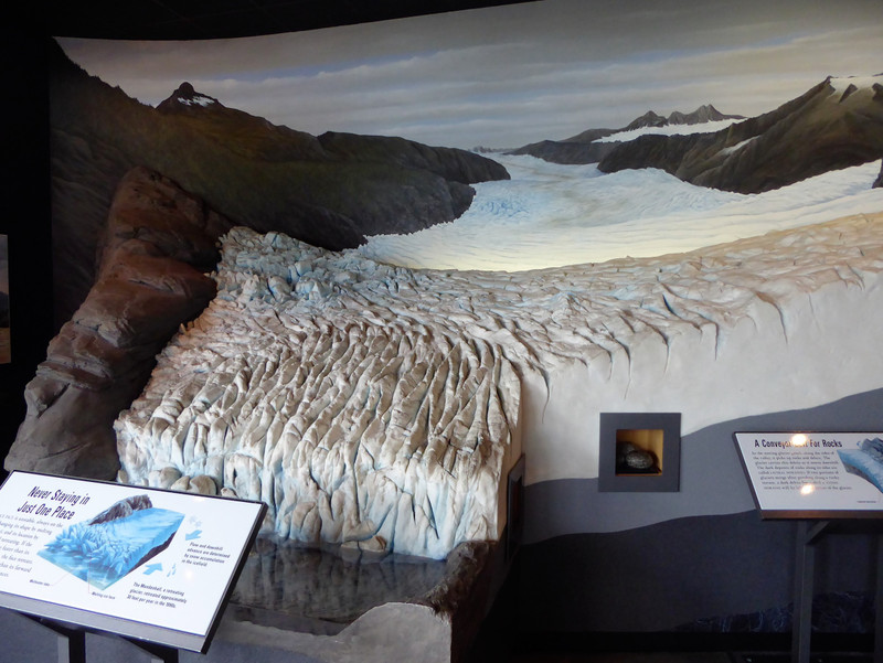 Mendenhall Glacier Juneau Visitors Centre (3)
