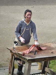 Chena River cruise Fairbanks - the village - preparing the salmon