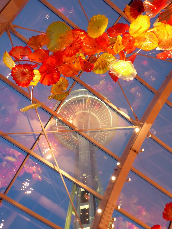 Chihuly Garden and Glass Exhibition in Seattle  and the Space Needle (2)