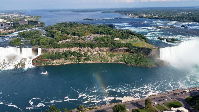America and Canadian Niagara Falls (2)