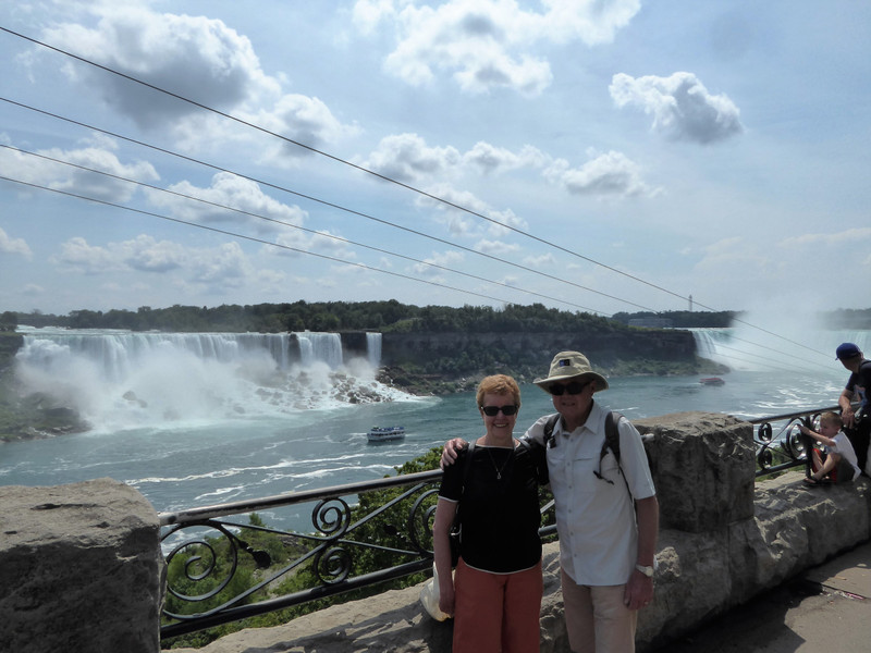 America and Canadian Niagara Falls (6)