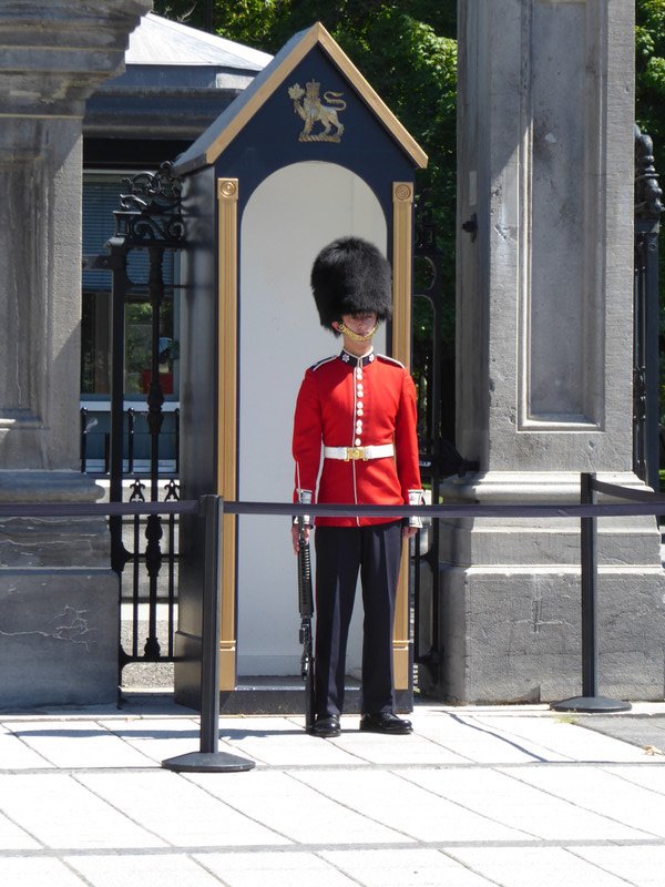 Changing of the Guard on Parliament Hill Ottawa  - Rideau Hall GG Residnce (1)