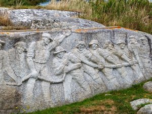 Rock carving at Peggys Cove (3)