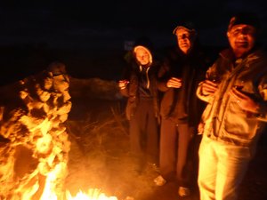 37 Drinking Port at the camp fire at Walkers Rocks (2)