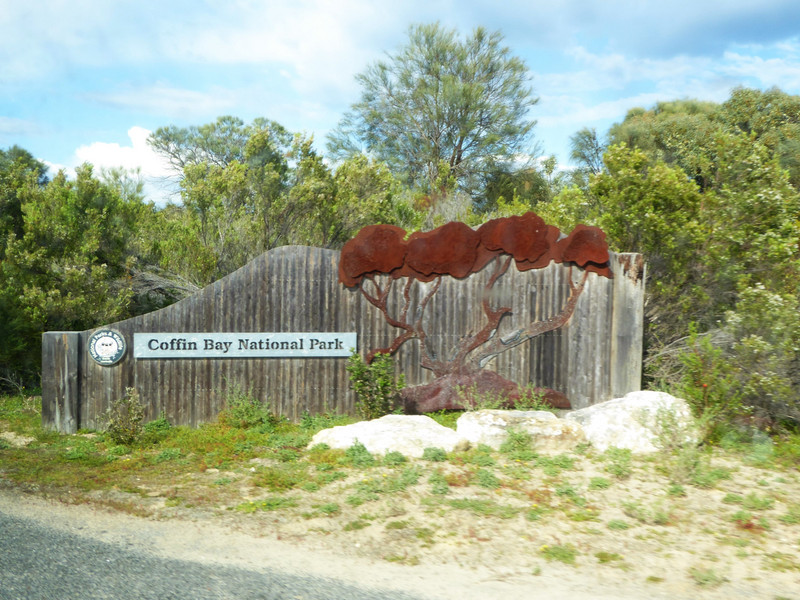 41 Coffin Bay - entrance to the National Park (1)