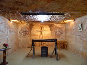 144 The Catacomb Church Coober Pedy (6)