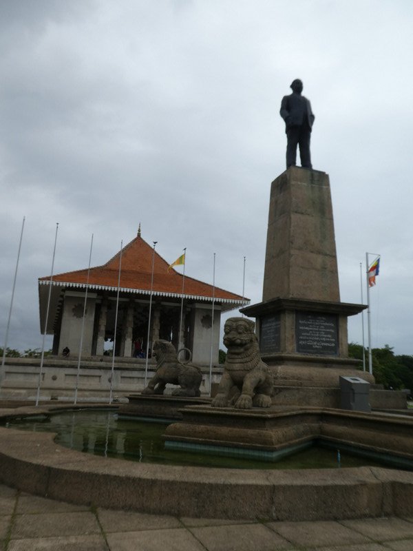 Independence Square Colombo (28)