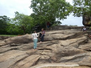 Polonnaruwa Rock Temple (7)