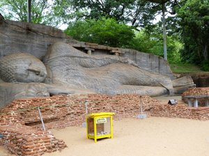 Polonnaruwa Rock Temple (8)