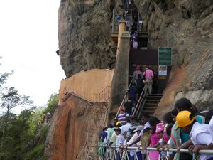 Sigiriya on the way up to see the Frescos (1)