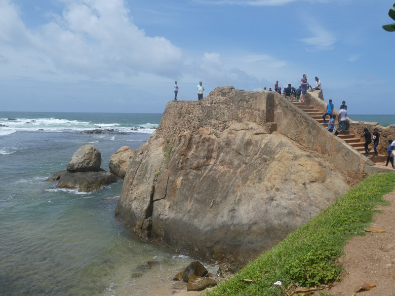 Cliff Jumping near Galle Fort (1)