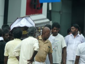 Funeral in Colombo (2)